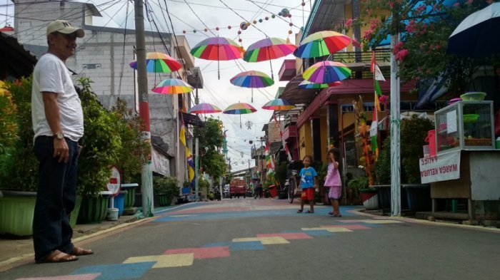 Bersih-bersih, 60 Warga Tanjung Priok Ikuti Program Padat Karya Bersih-bersih, 60 Warga Tanjung Priok Ikuti Program Padat Karya
