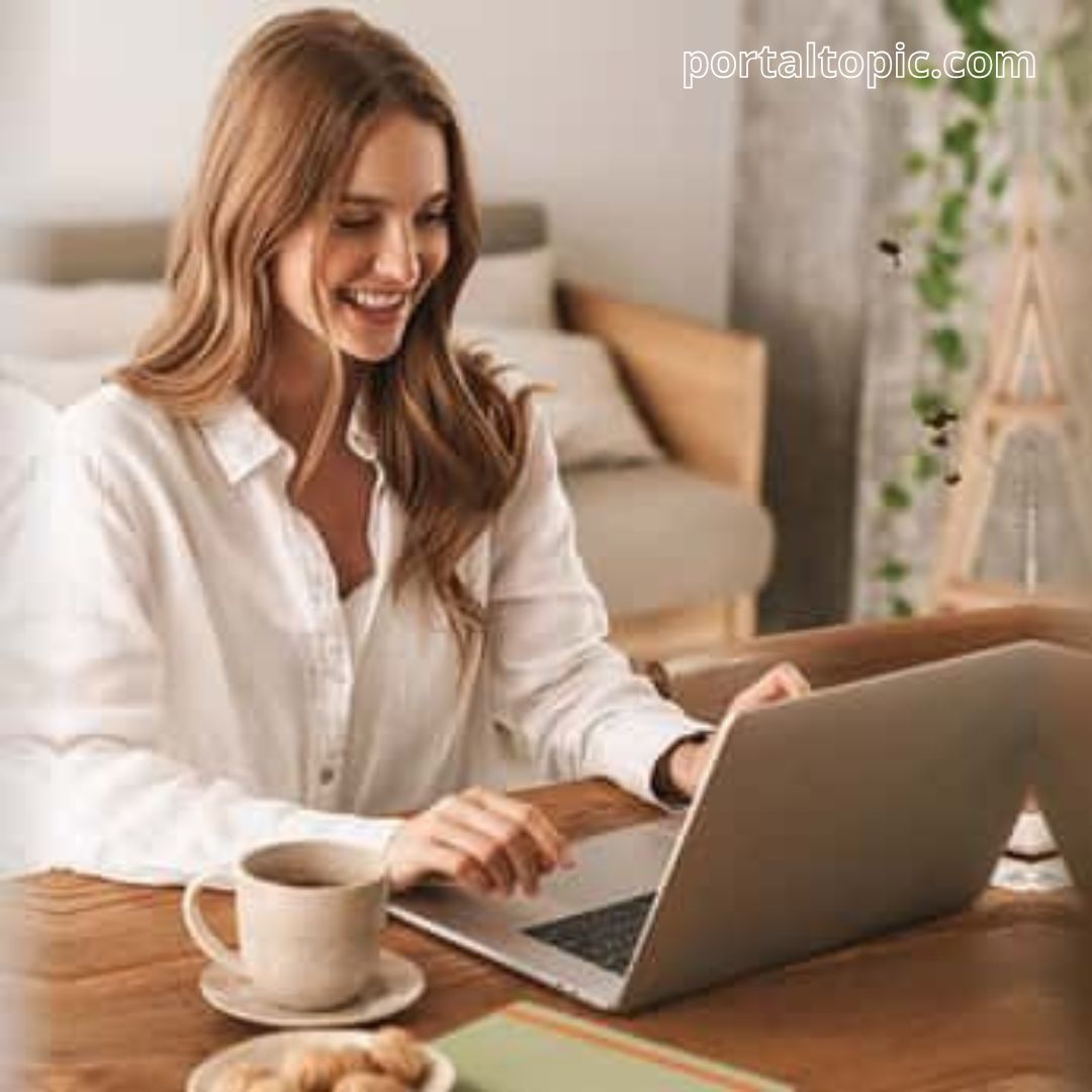 Keyboard Laptop dengan Nyaman untuk Mengetik Keyboard Laptop dengan Nyaman untuk Mengetik