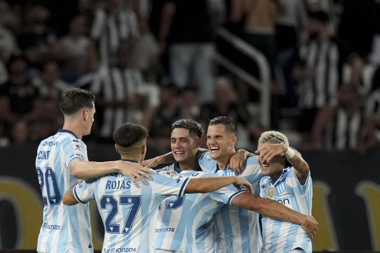 Racing Club Hancurkan Botafogo! Juara Recopa Sudamericana Racing Club Hancurkan Botafogo! Juara Recopa Sudamericana